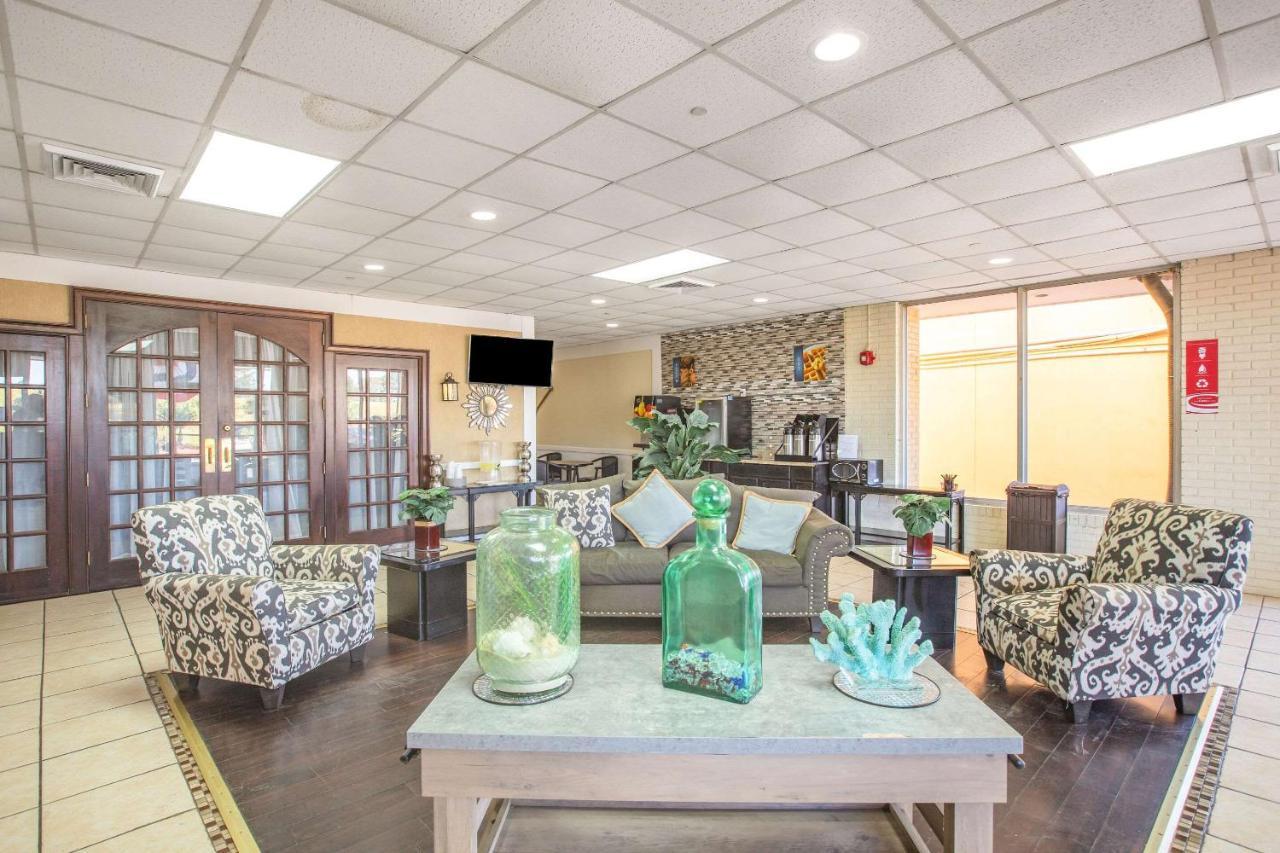 Econo Lodge Choice Hotels I 95 Savannah Gateway 24 Hour Fitness Center On Site Guest Laundry On Site Perkins Restaurant Georgetown Extérieur photo