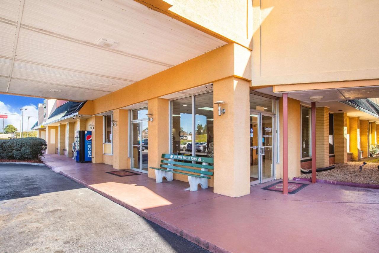Econo Lodge Choice Hotels I 95 Savannah Gateway 24 Hour Fitness Center On Site Guest Laundry On Site Perkins Restaurant Georgetown Extérieur photo