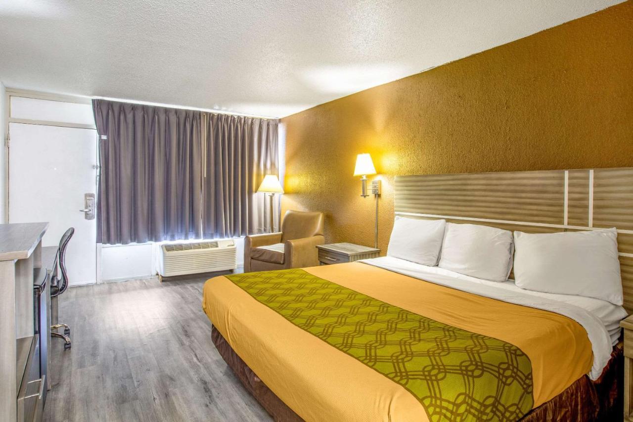 Econo Lodge Choice Hotels I 95 Savannah Gateway 24 Hour Fitness Center On Site Guest Laundry On Site Perkins Restaurant Georgetown Extérieur photo