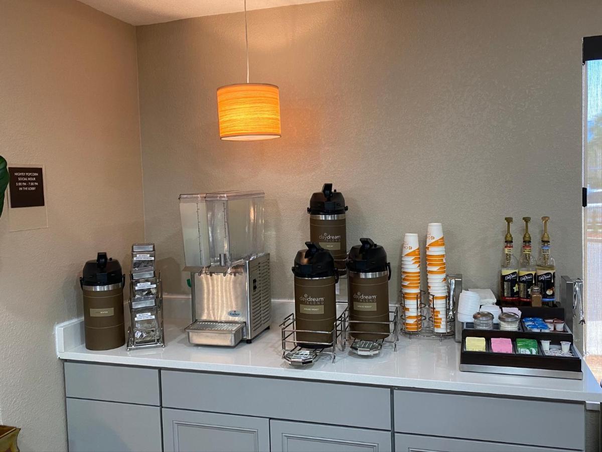 Econo Lodge Choice Hotels I 95 Savannah Gateway 24 Hour Fitness Center On Site Guest Laundry On Site Perkins Restaurant Georgetown Extérieur photo