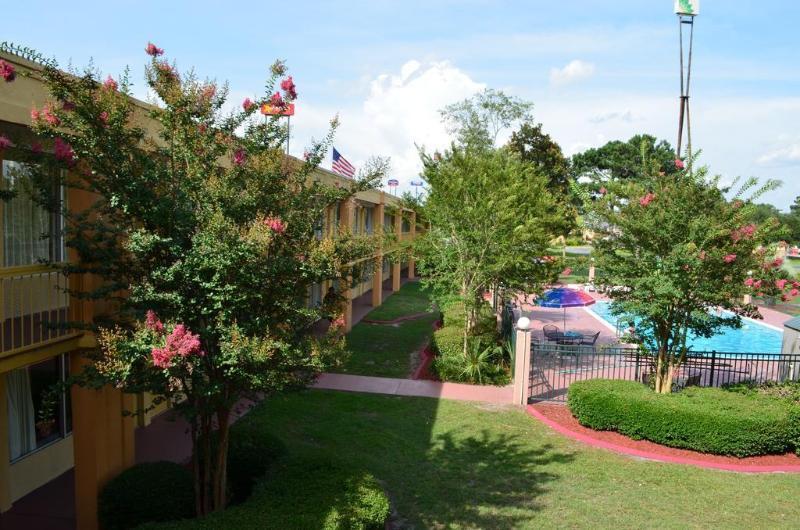 Econo Lodge Choice Hotels I 95 Savannah Gateway 24 Hour Fitness Center On Site Guest Laundry On Site Perkins Restaurant Georgetown Extérieur photo
